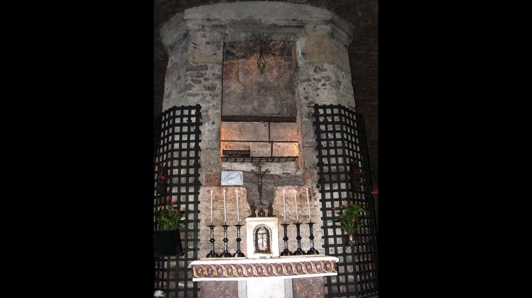 ⁣Finding of Tomb of St. Francis & The Tilma in Guadalupe (12 December)