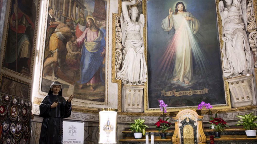 ⁣Divine Mercy Sunday: Mercy & Confession